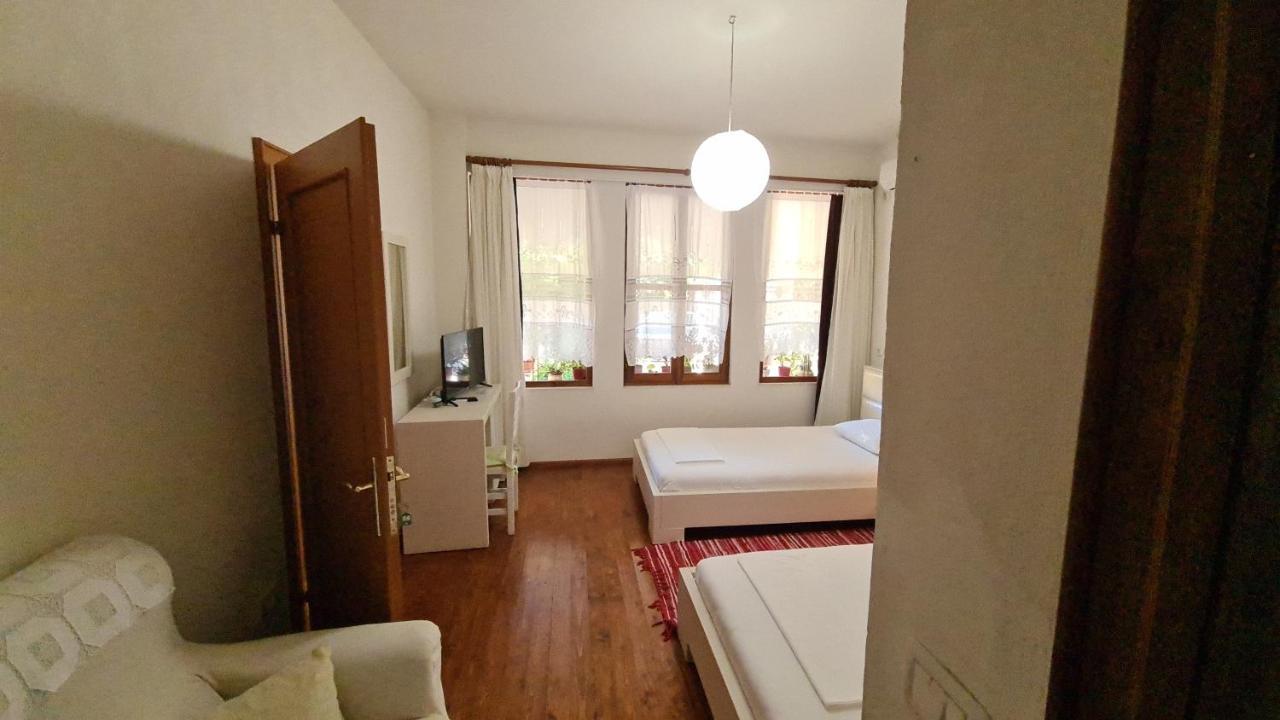 Veranda B&B Берат Екстер'єр фото