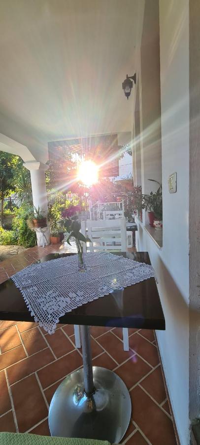 Veranda B&B Берат Екстер'єр фото