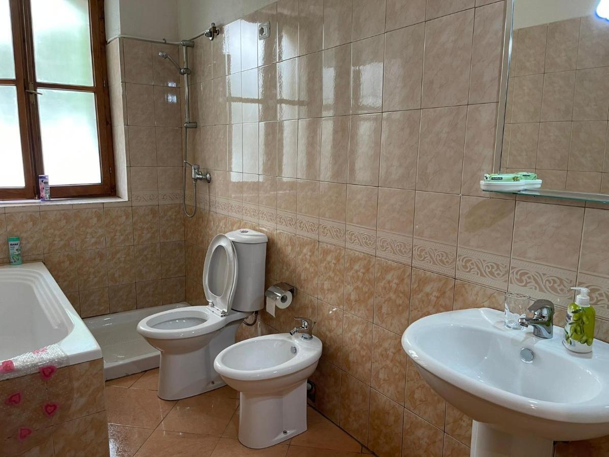 Veranda B&B Берат Екстер'єр фото