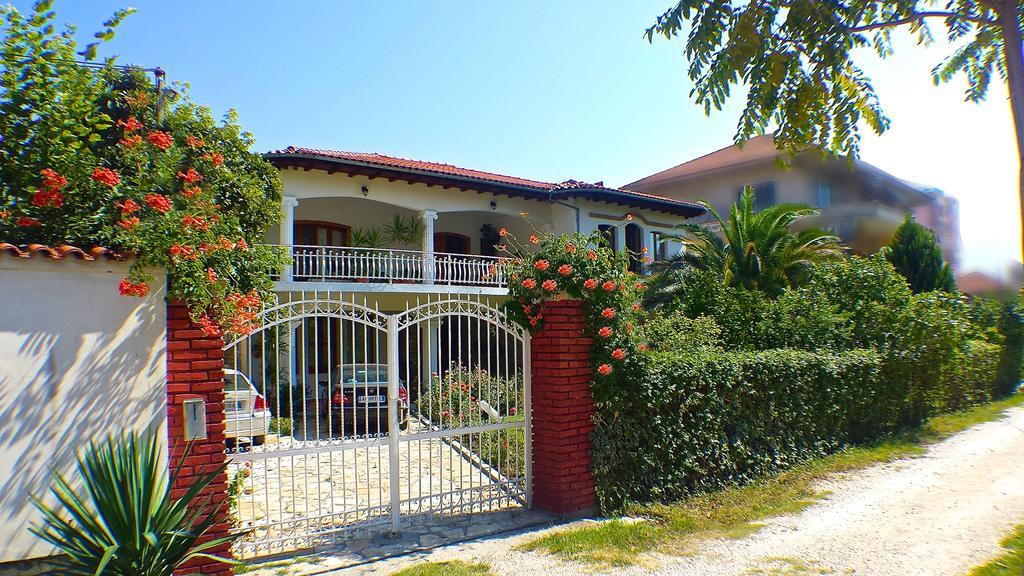 Veranda B&B Берат Екстер'єр фото